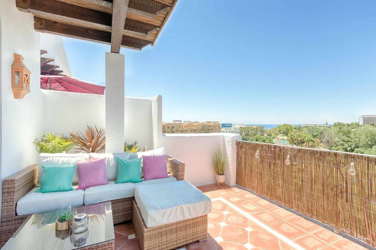 Sea & Mountain View Penthouse Apartman Estepona Kültér fotó